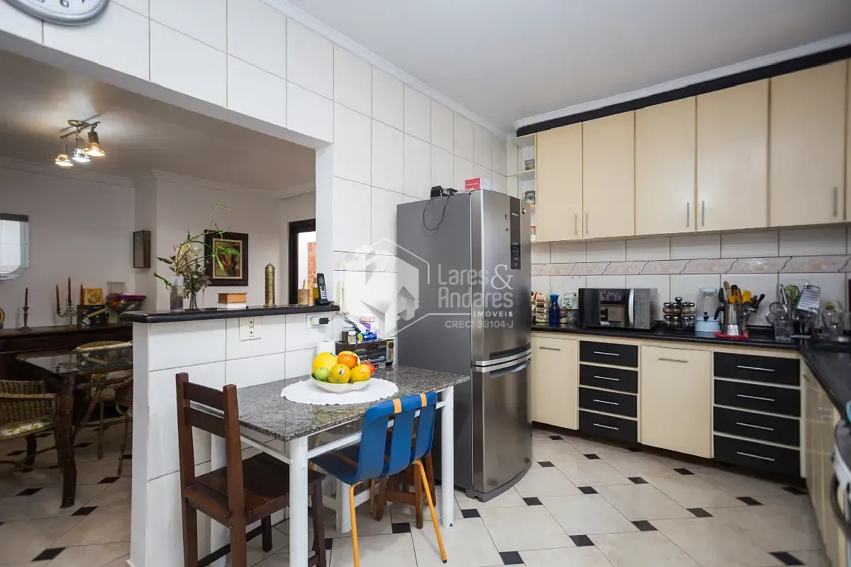 Casa, 3 quartos, 220 m² - Foto 13