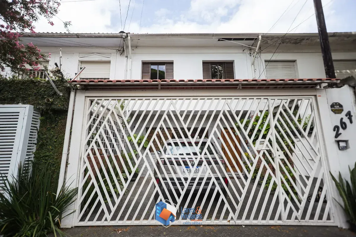 Casa, 3 quartos, 220 m² - Foto 1
