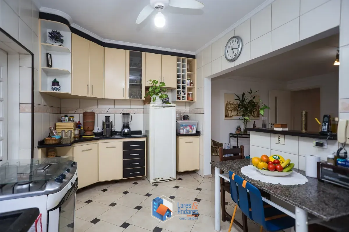 Casa, 3 quartos, 220 m² - Foto 15