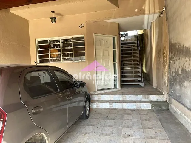 Casa com 150m² 3 quartos e 4 banheiros, à venda, no bairro Jardim Limoeiro em São José dos Campos