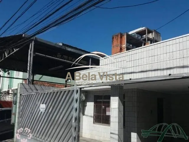 Casa com 256m² 4 quartos e 3 banheiros, à venda, no bairro CENTRO em Osasco