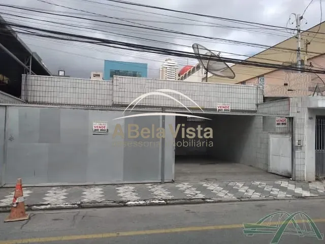 Casa com 256m² 4 quartos e 3 banheiros, à venda, no bairro CENTRO em Osasco