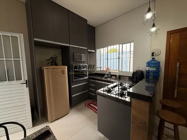 Casa com 150m² 1 quarto e 1 banheiro, à venda, no bairro Jardim Residencial Nova Veneza em Indaiatuba