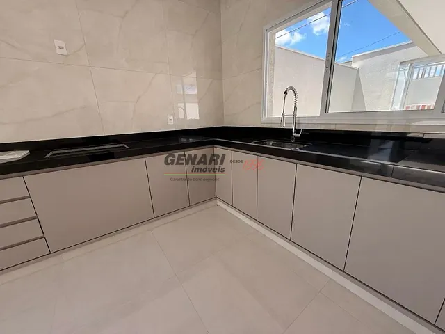 Casa com 150m² 3 quartos e 2 banheiros, à venda, no bairro Jardim Bom Sucesso em Indaiatuba