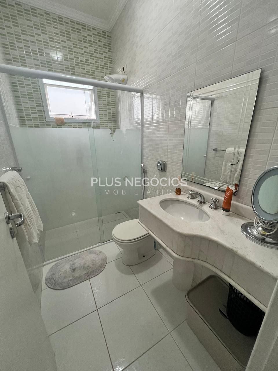 Casa, 3 quartos, 300 m² - Foto 11