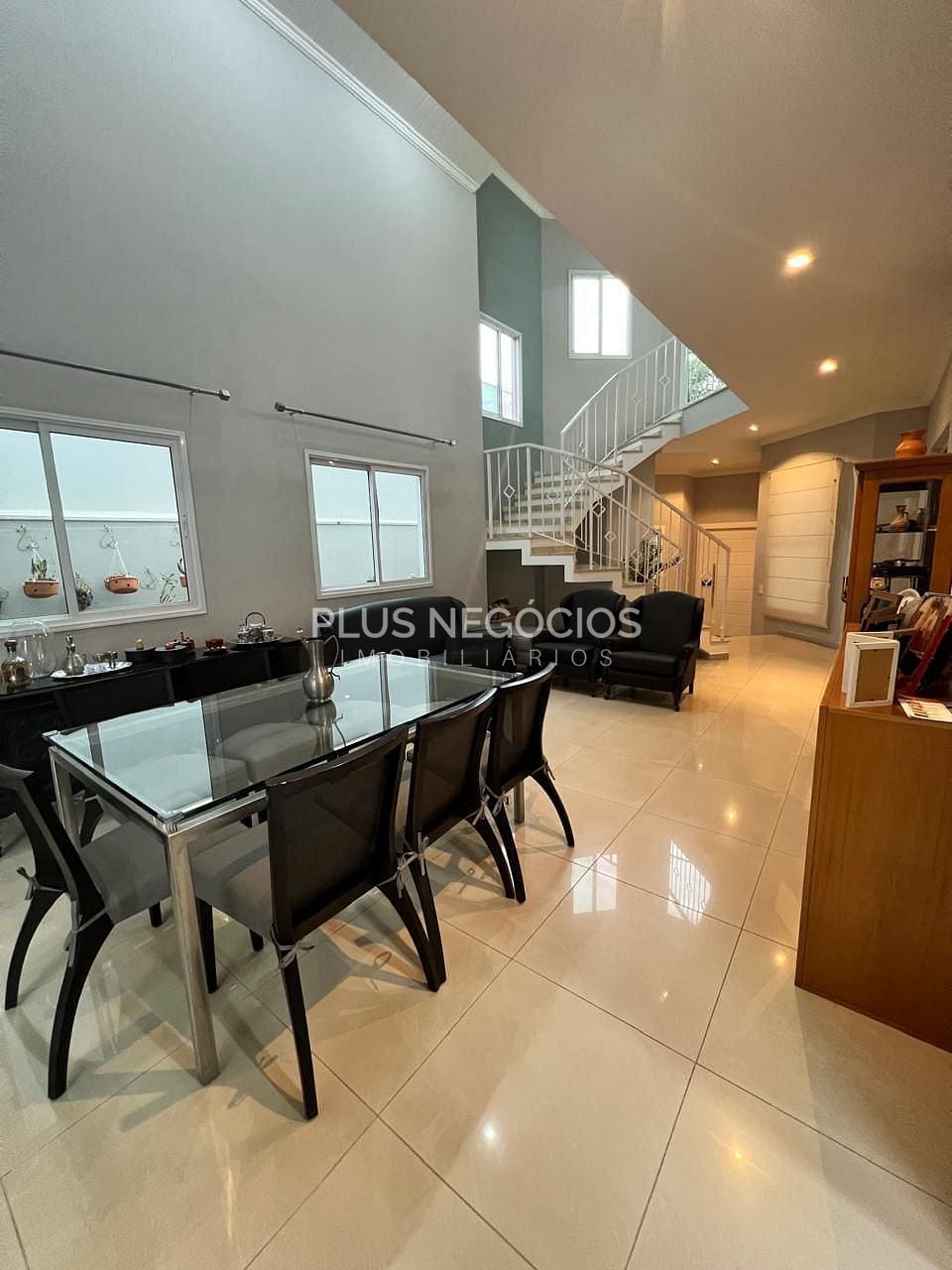 Casa, 3 quartos, 300 m² - Foto 18