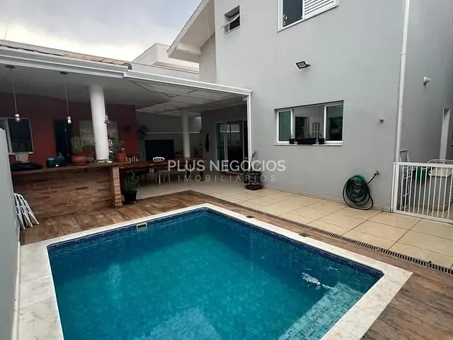 Casa com 246m² 3 quartos e 4 banheiros, à venda, no bairro Itapeva em Votorantim