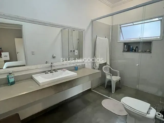 Casa com 246m² 3 quartos e 4 banheiros, à venda, no bairro Itapeva em Votorantim