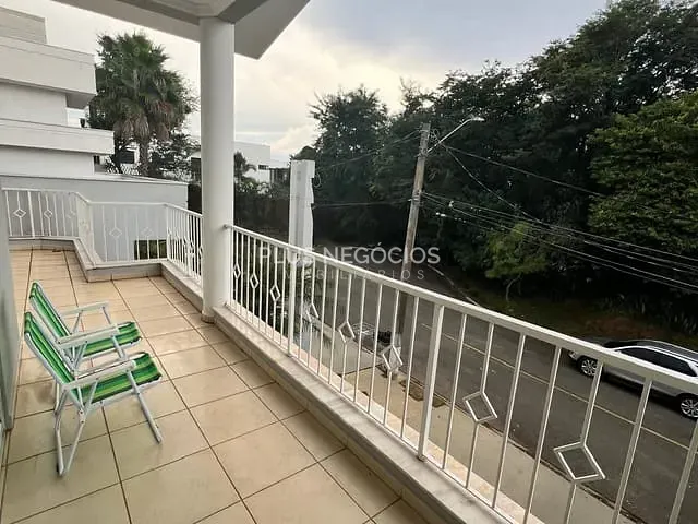 Casa com 246m² 3 quartos e 4 banheiros, à venda, no bairro Itapeva em Votorantim