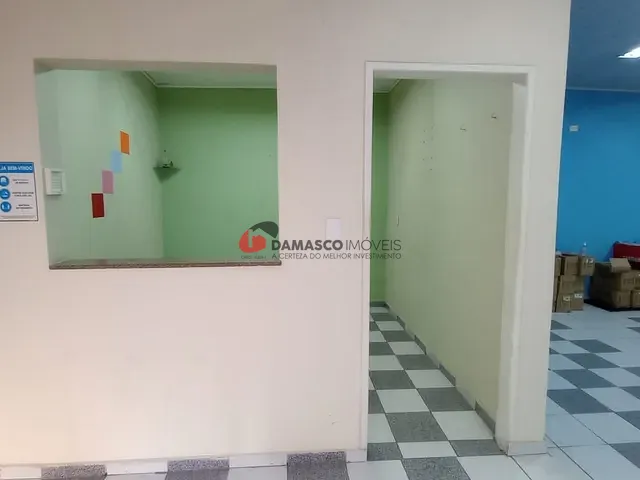 Casa com 313m² 8 quartos e 4 banheiros, à venda, no bairro Santo Antônio em São Caetano do Sul