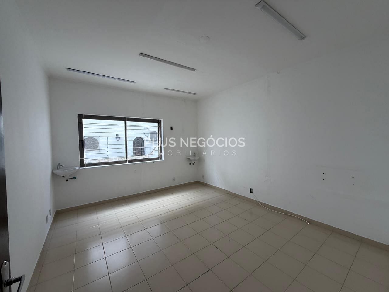 Casa, 1 quarto, 476 m² - Foto 8
