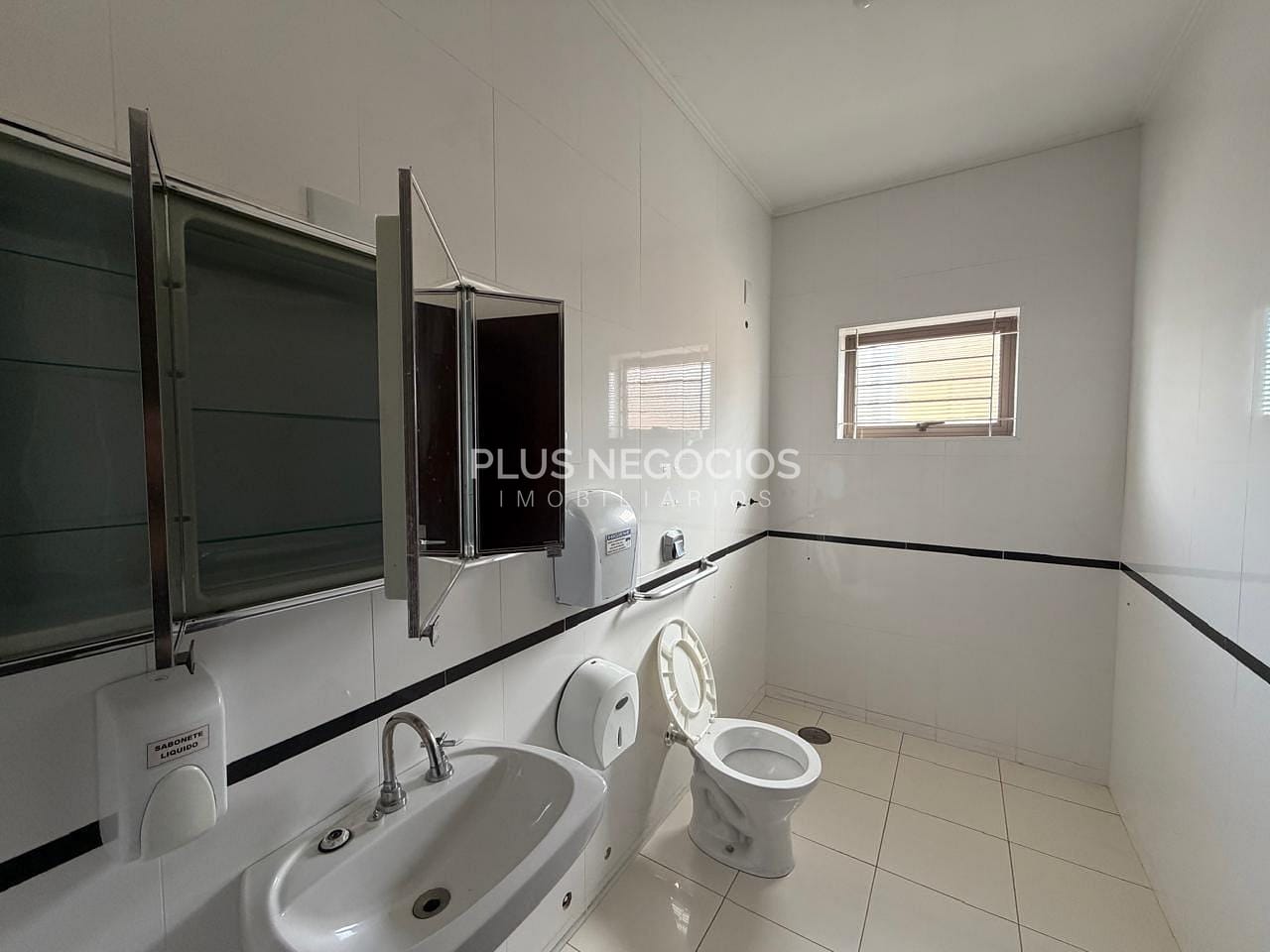 Casa, 1 quarto, 476 m² - Foto 10