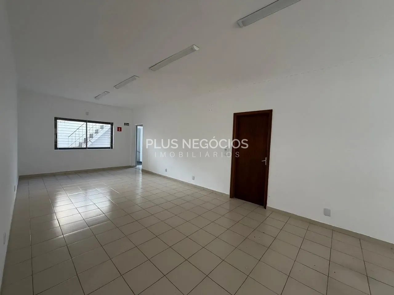 Casa, 1 quarto, 476 m² - Foto 2