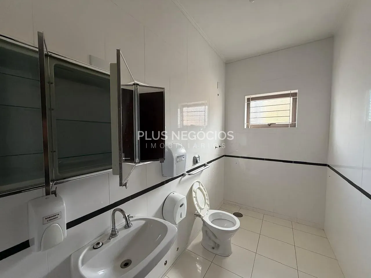 Casa, 1 quarto, 476 m² - Foto 10