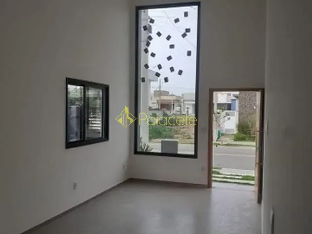 Casa à venda, no bairro Bairro do Grama em Caçapava