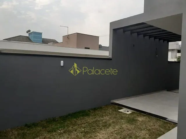 Casa à venda, no bairro Bairro do Grama em Caçapava