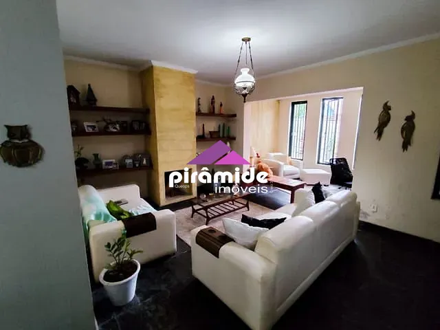 Casa com 243m² 3 quartos e 3 banheiros, à venda, no bairro Jardim Primavera em Caraguatatuba