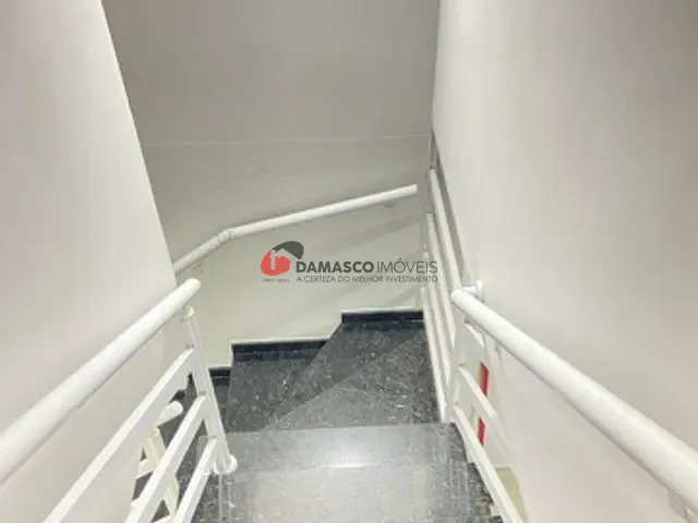 Sobrado 2 quartos e 2 banheiros, à venda, no bairro Jardim das Maravilhas em Santo André