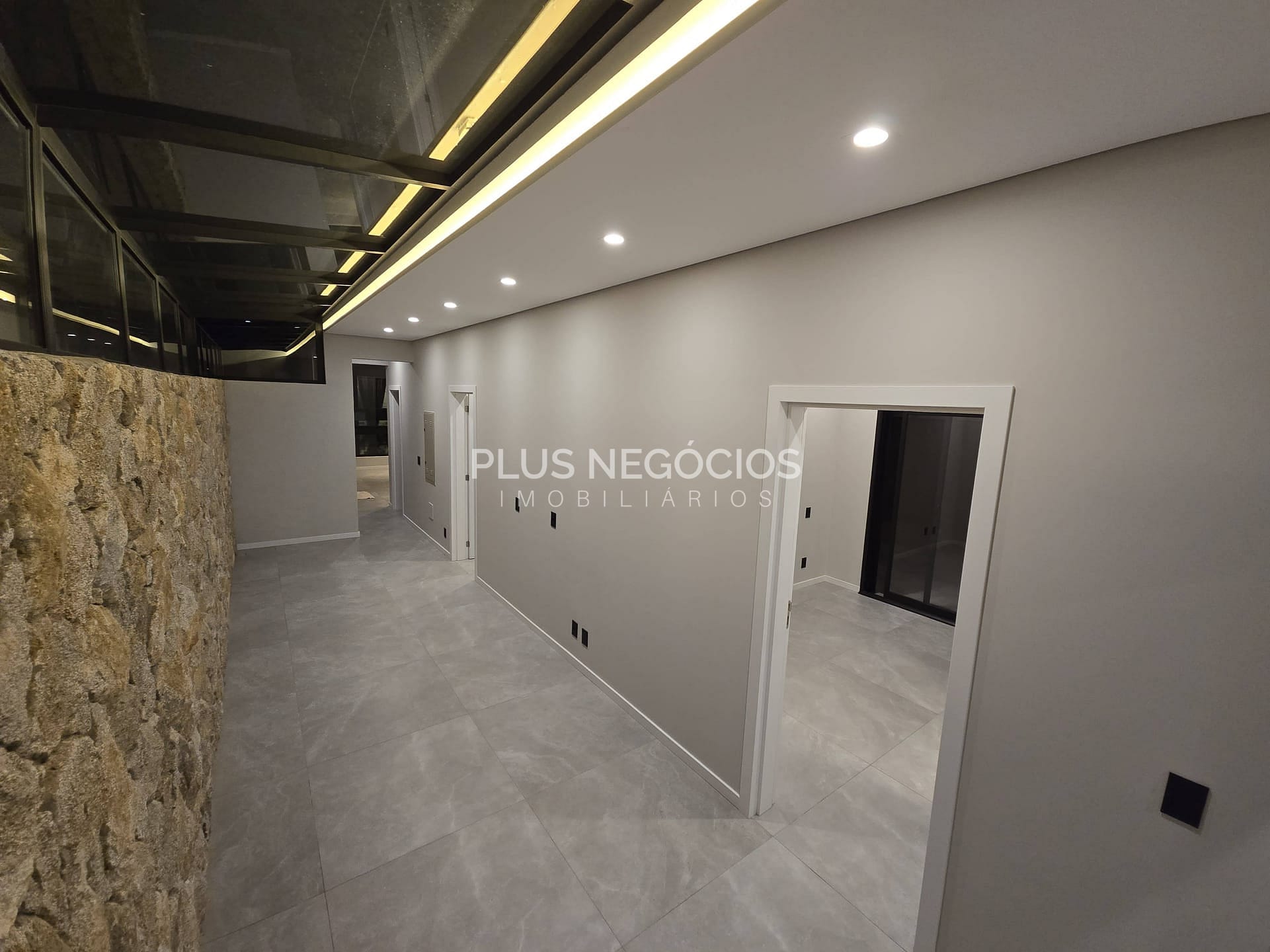 Casa, 4 quartos, 350 m² - Foto 2