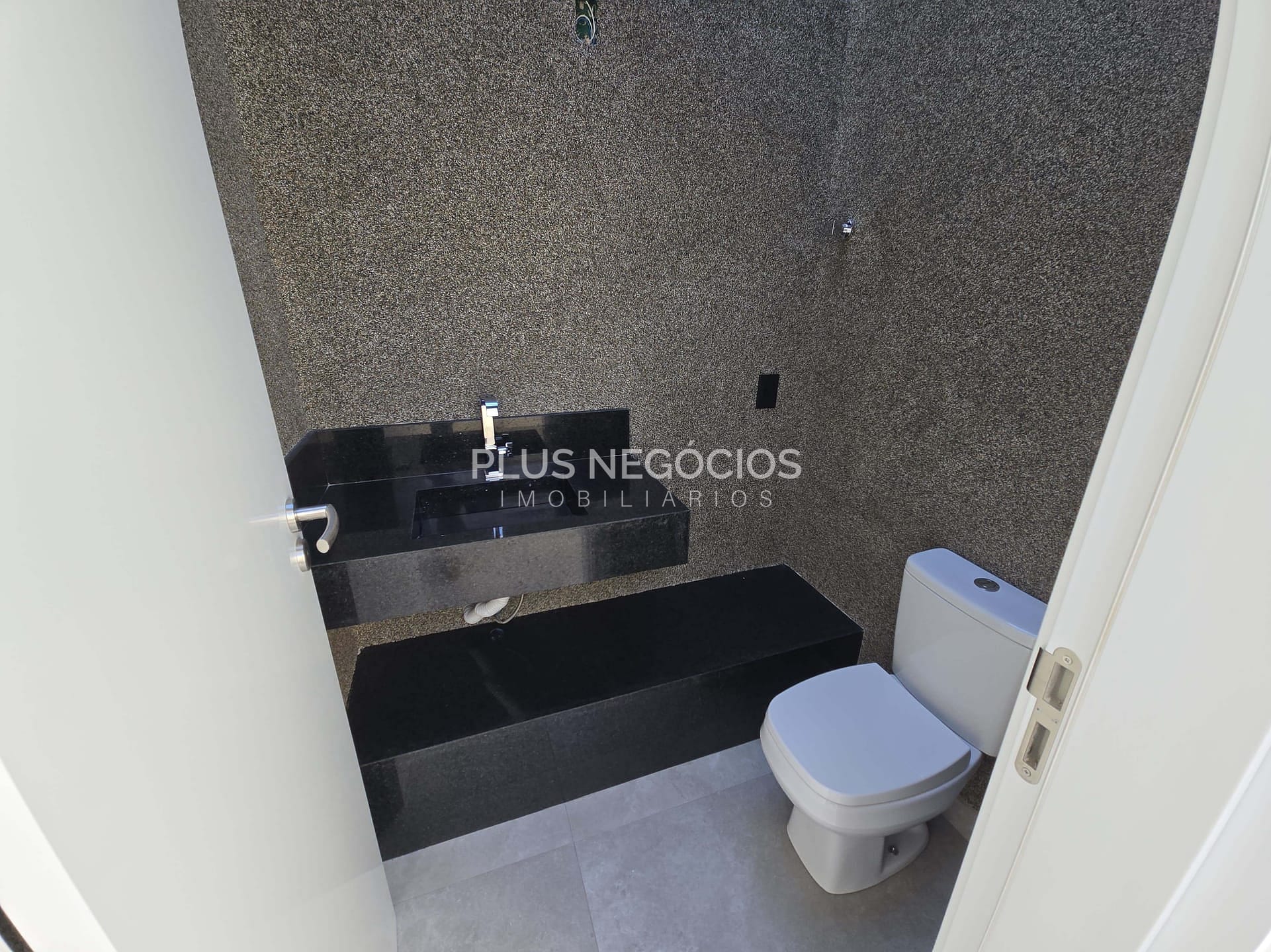 Casa, 4 quartos, 350 m² - Foto 32