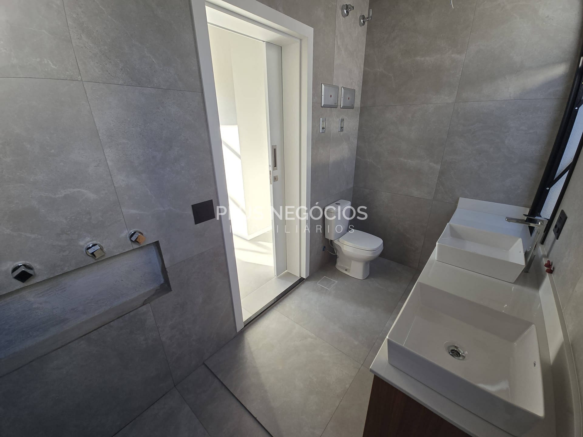 Casa, 4 quartos, 350 m² - Foto 43