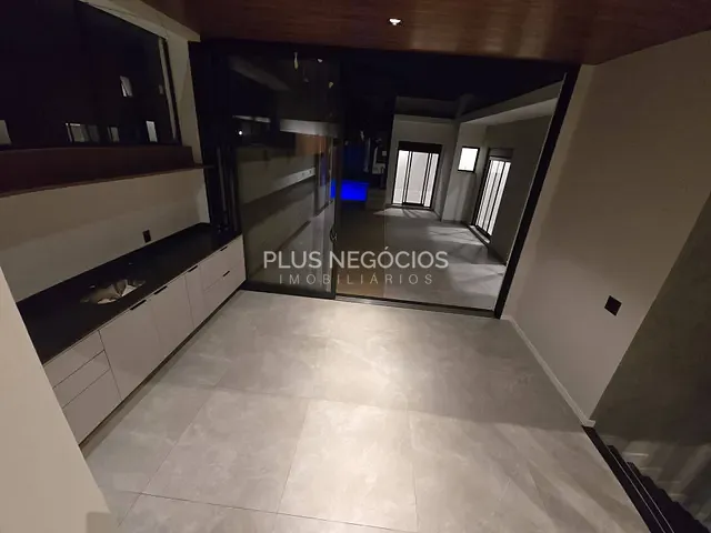 Casa 4 quartos e 5 banheiros, à venda, no bairro Além Ponte em Sorocaba