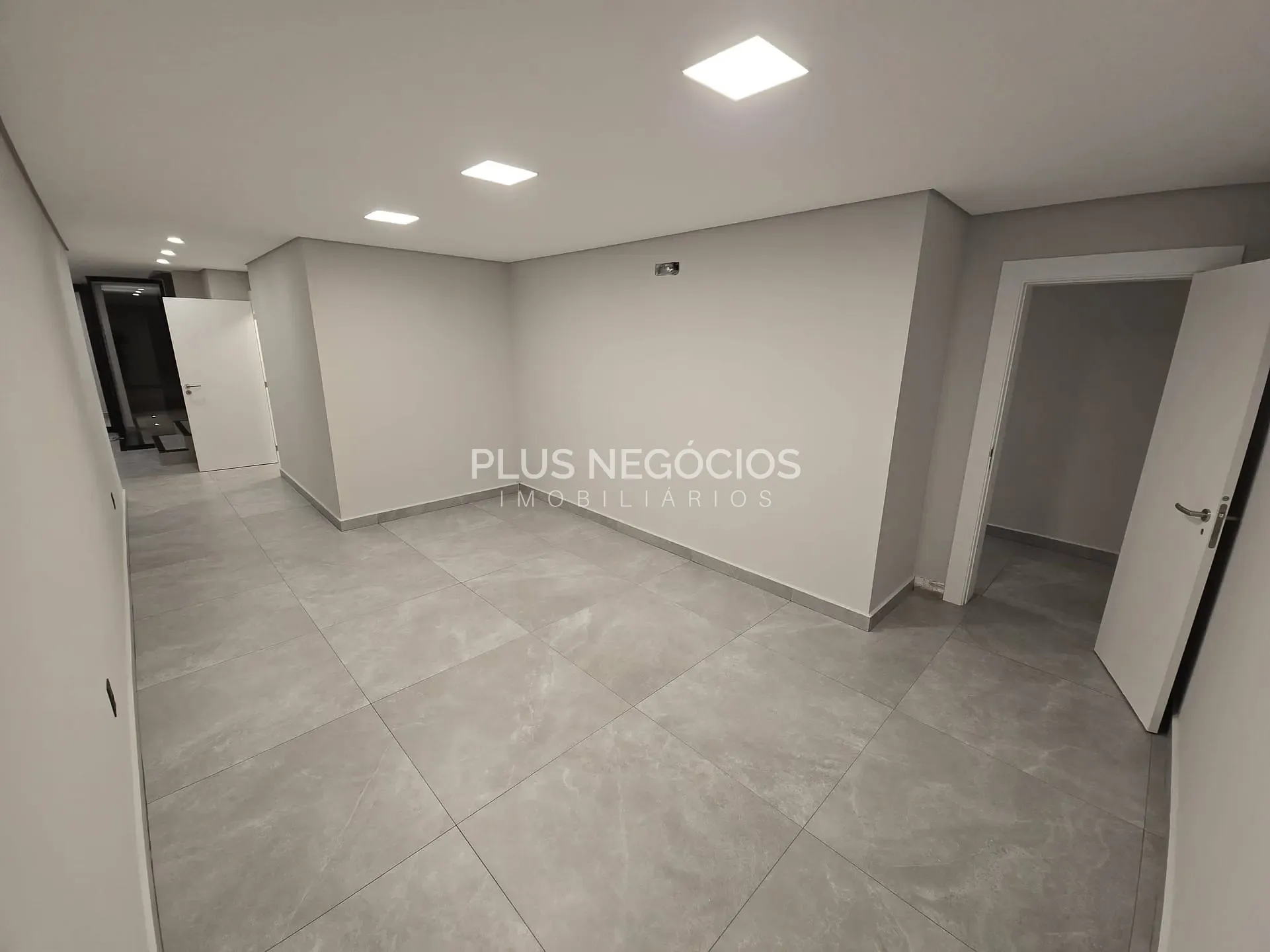 Casa, 4 quartos, 350 m² - Foto 82