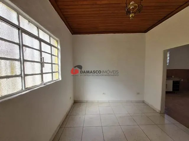 Casa 1 quarto e 2 banheiros, para alugar, no bairro Nova Gerty em São Caetano do Sul