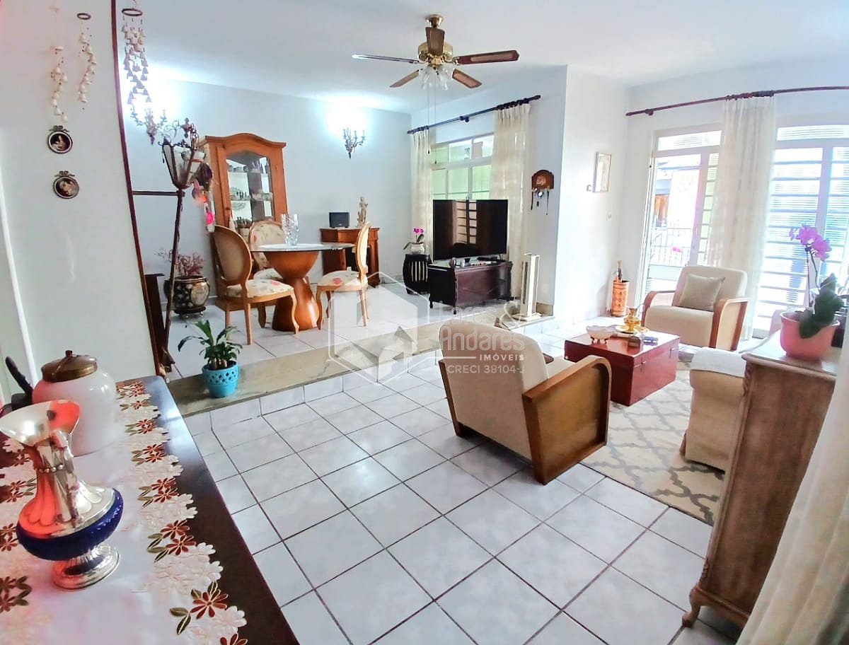 Casa, 3 quartos, 170 m² - Foto 3