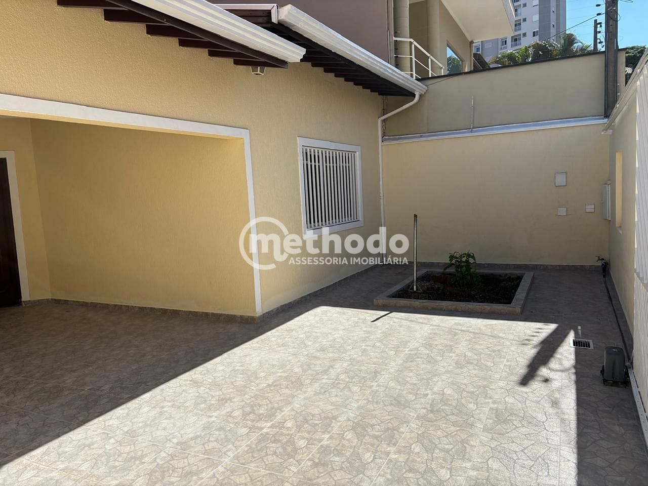 Casa, 5 quartos, 300 m² - Foto 2