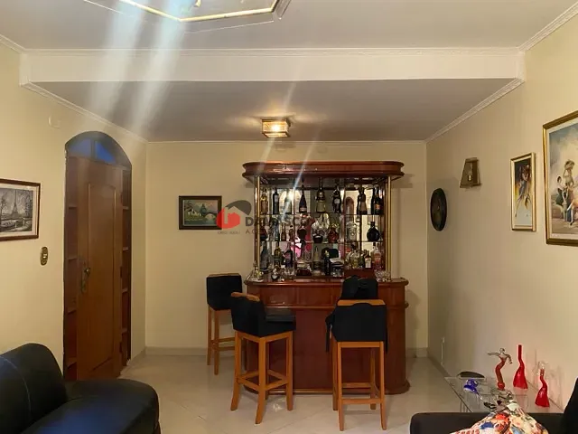 Casa com 400m² 2 quartos e 3 banheiros, à venda, no bairro Santa Maria em São Caetano do Sul