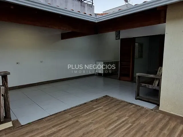 Casa com 150m² 2 quartos e 2 banheiros, para alugar, no bairro Jardim Residencial Villa Amato em Sorocaba