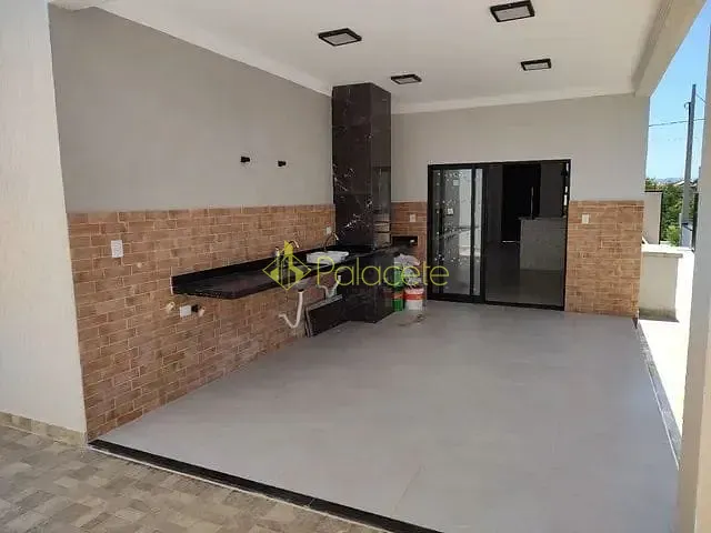 Casa com 250m² 3 quartos e 2 banheiros, à venda, no bairro Caçapava Velha em Caçapava