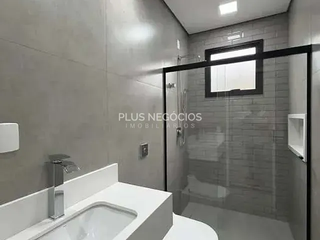 Casa com 250m² 3 quartos e 3 banheiros, à venda, no bairro Jardim Residencial Campos do Conde em Sorocaba