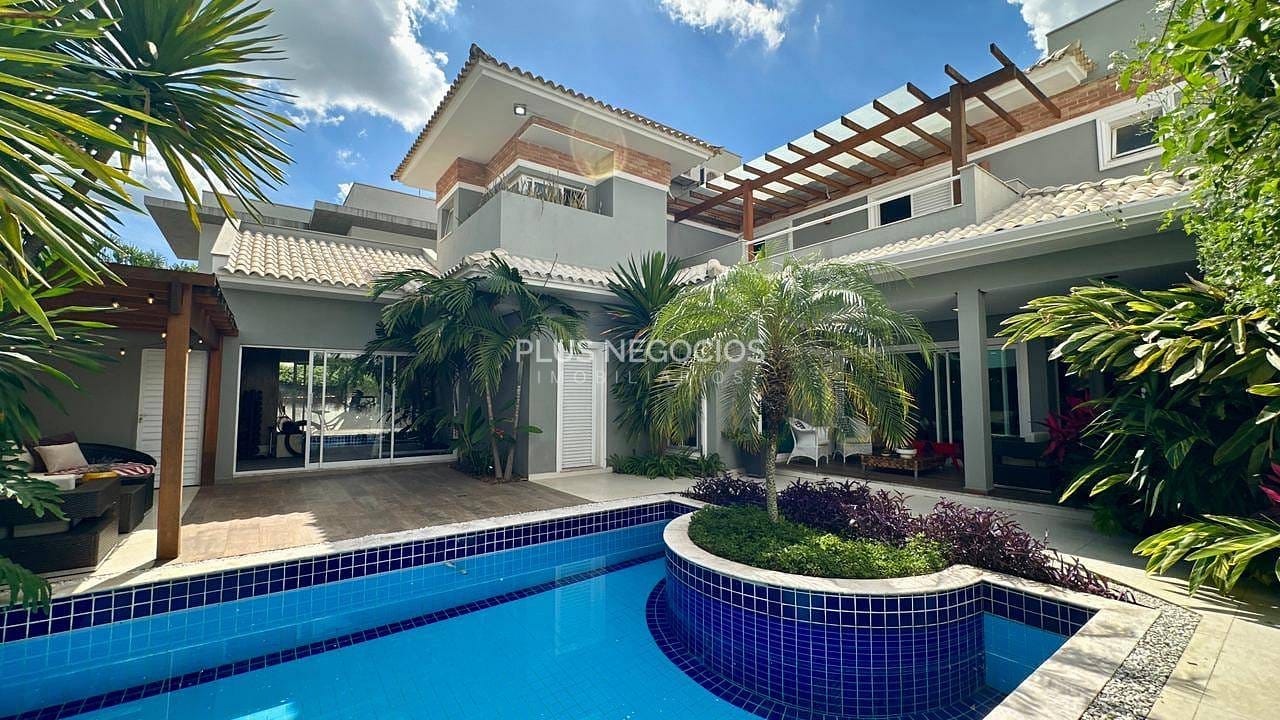 Casa, 4 quartos, 408 m² - Foto 1