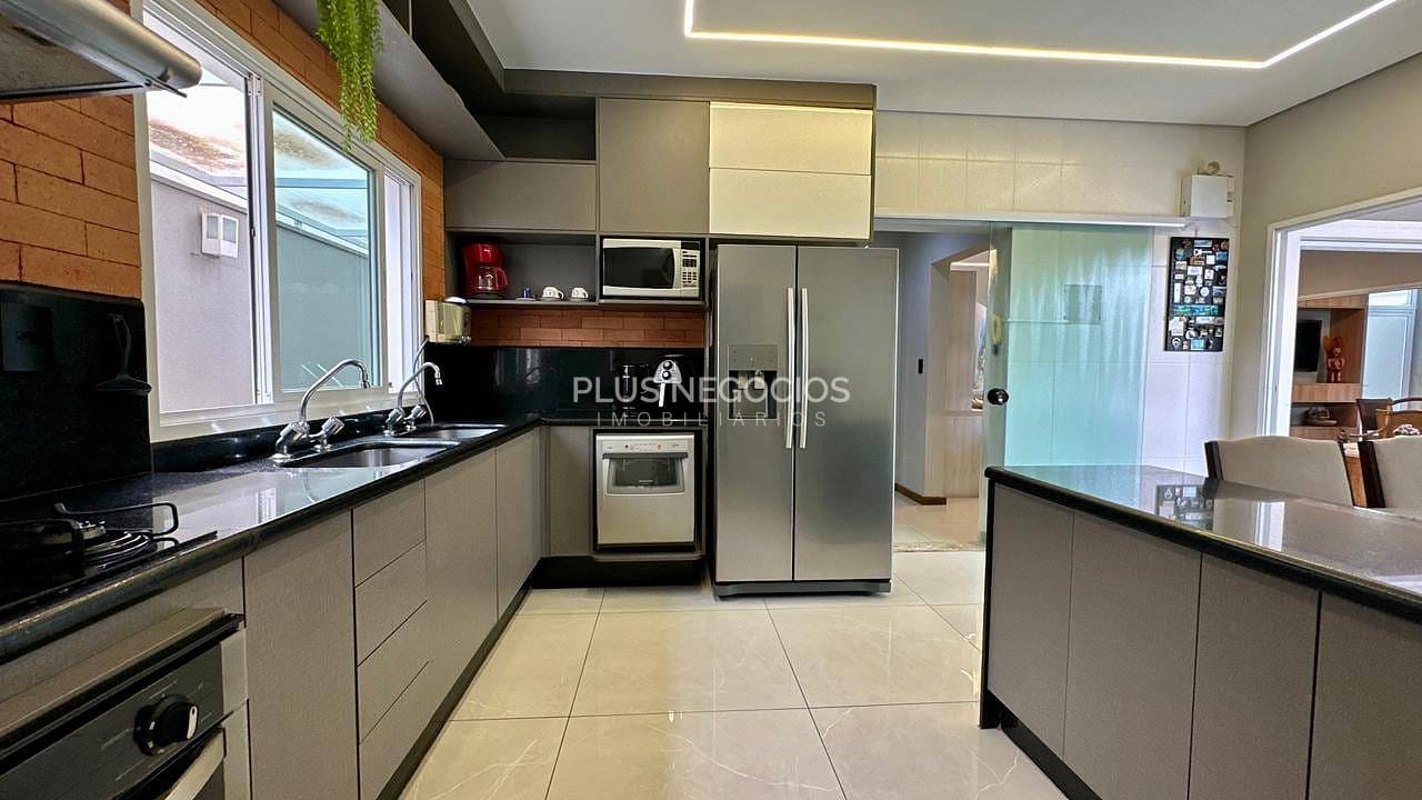 Casa, 4 quartos, 408 m² - Foto 45