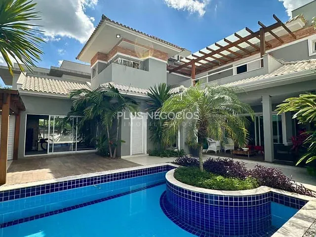 Casa com 500m² 4 quartos e 6 banheiros, à venda, no bairro Vossoroca em Votorantim