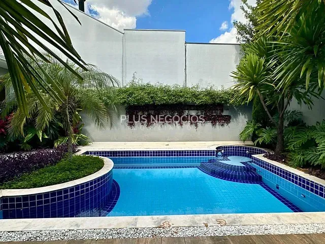Casa com 500m² 4 quartos e 6 banheiros, à venda, no bairro Vossoroca em Votorantim
