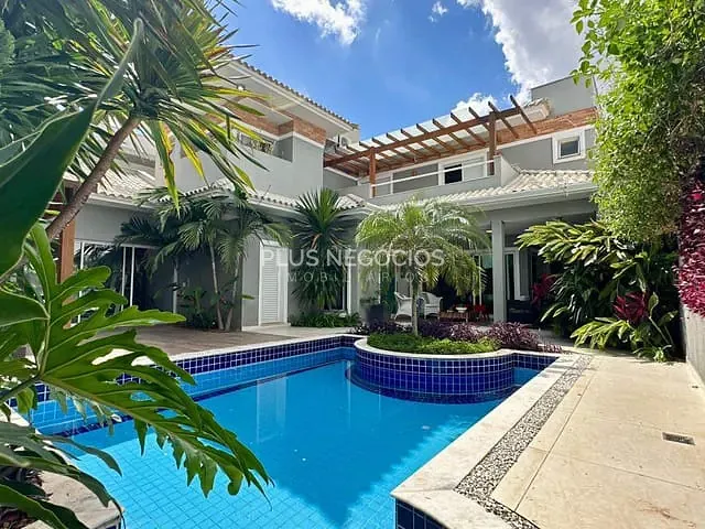 Casa com 500m² 4 quartos e 6 banheiros, à venda, no bairro Vossoroca em Votorantim