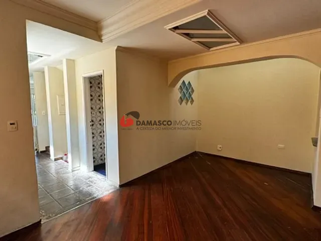 Casa com 268m², à venda, no bairro Olímpico em São Caetano do Sul