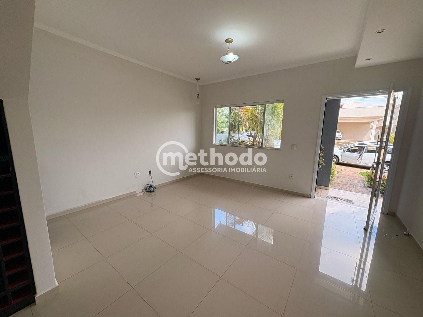 Casa, 4 quartos, 248 m² - Foto 2