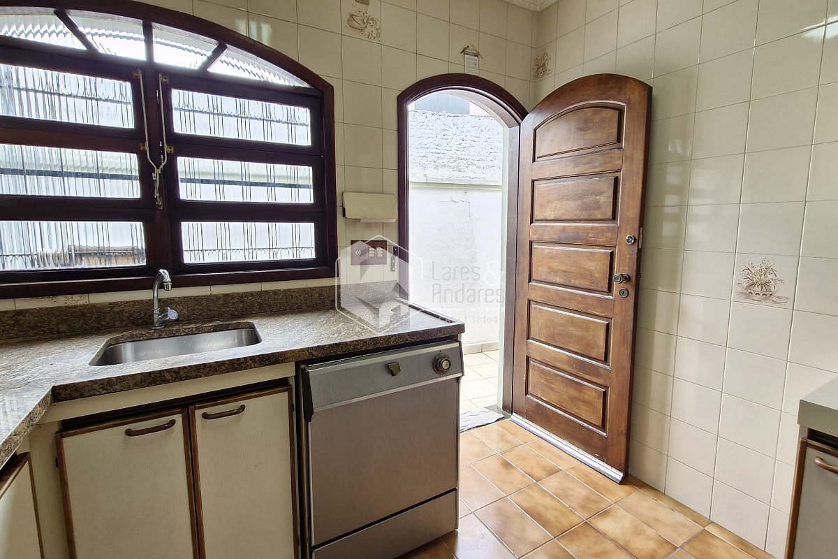 Casa, 3 quartos, 287 m² - Foto 35