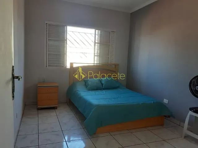 Casa com 221m² 4 quartos e 3 banheiros, à venda, no bairro Monte Castelo em São José Dos Campos