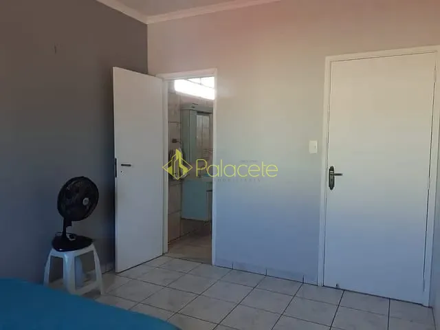 Casa com 221m² 4 quartos e 3 banheiros, à venda, no bairro Monte Castelo em São José Dos Campos