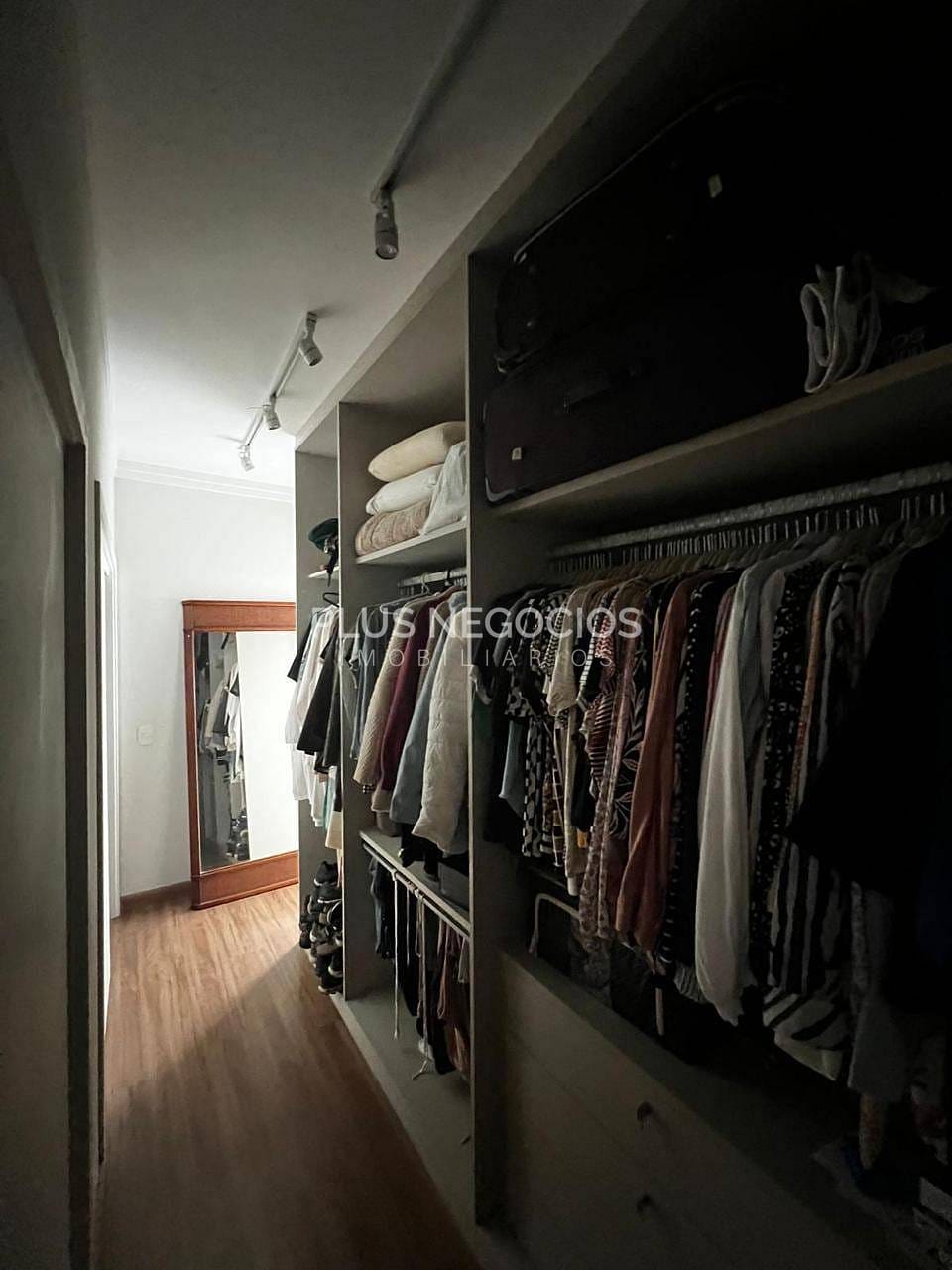 Casa, 4 quartos, 350 m² - Foto 17