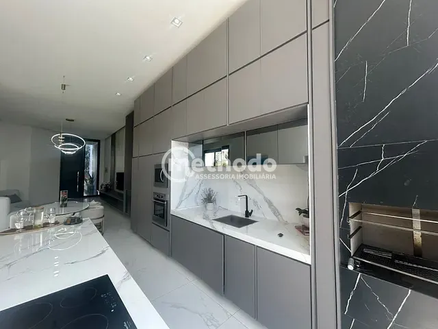 Casa com 200m² 2 quartos e 2 banheiros, à venda, no bairro Vila Monte Alegre em Paulínia