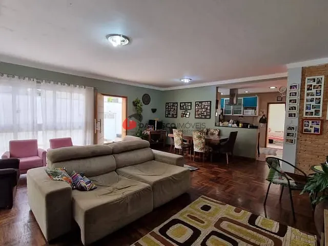 Casa 4 quartos e 4 banheiros, à venda, no bairro Jardim São Caetano em São Caetano do Sul