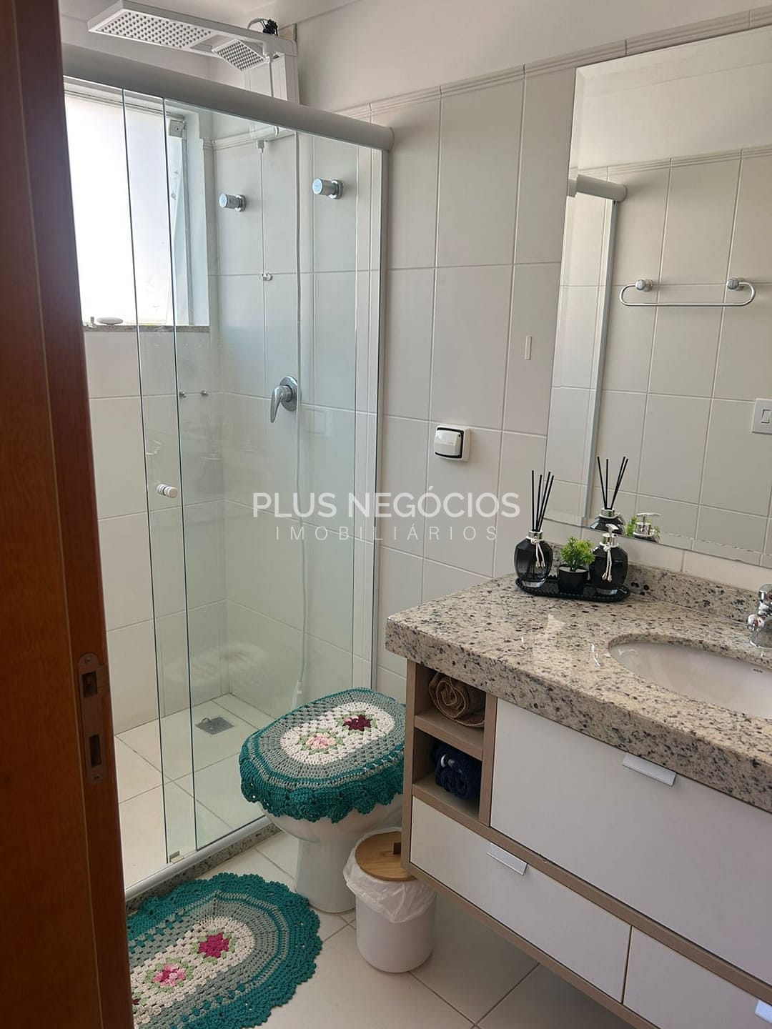 Casa, 4 quartos, 240 m² - Foto 32