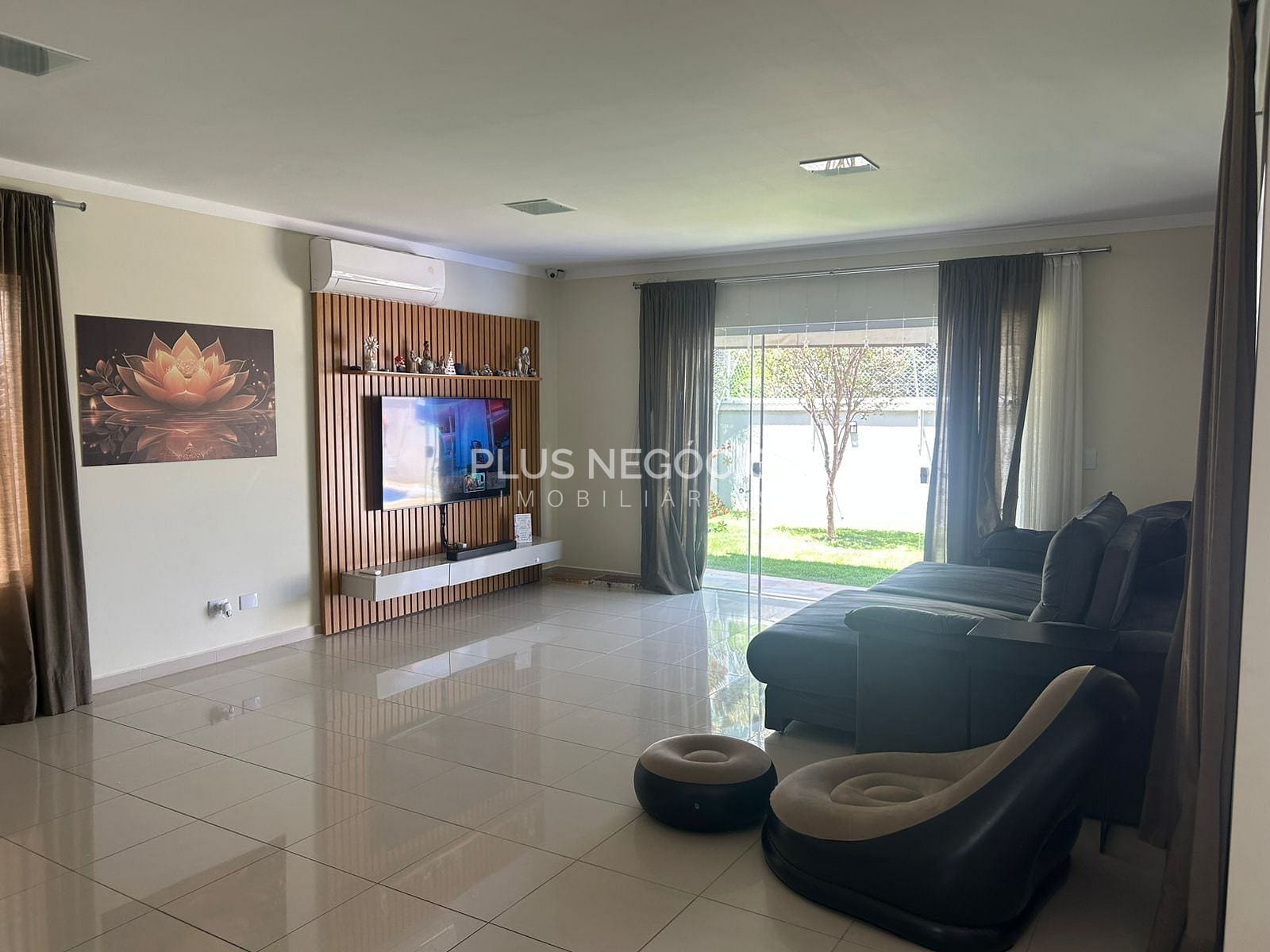 Casa, 4 quartos, 240 m² - Foto 36