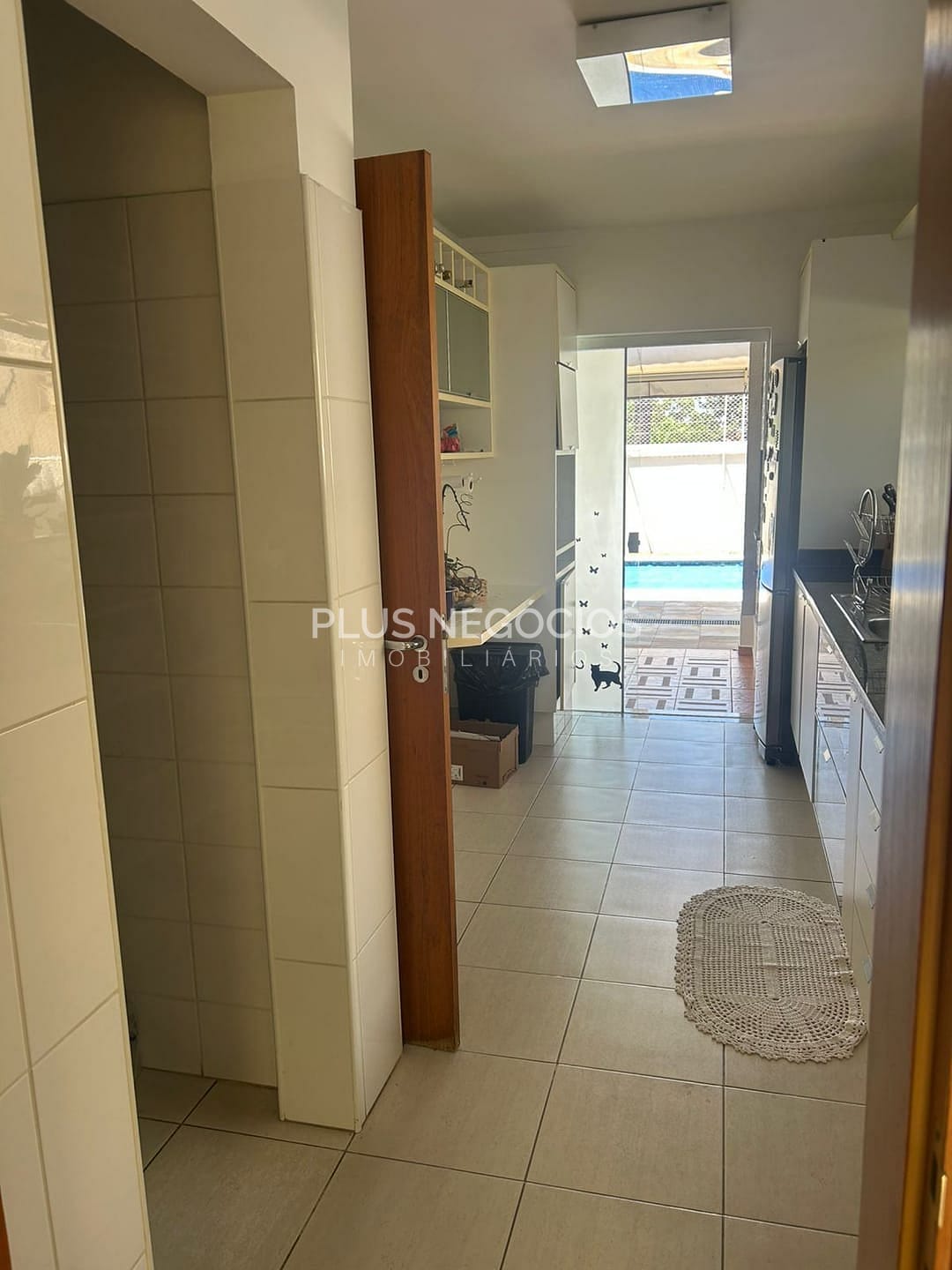 Casa, 4 quartos, 240 m² - Foto 37